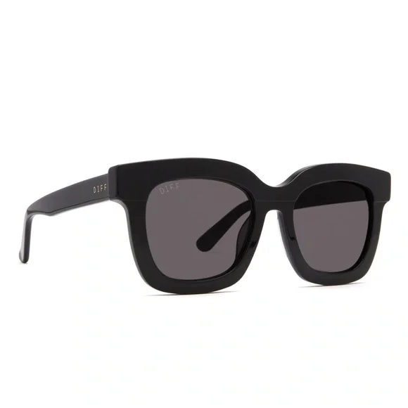 DIFF Carson Black Polarized Sunglasses with DIFF case and cleaning cloth - Picture 7 of 9